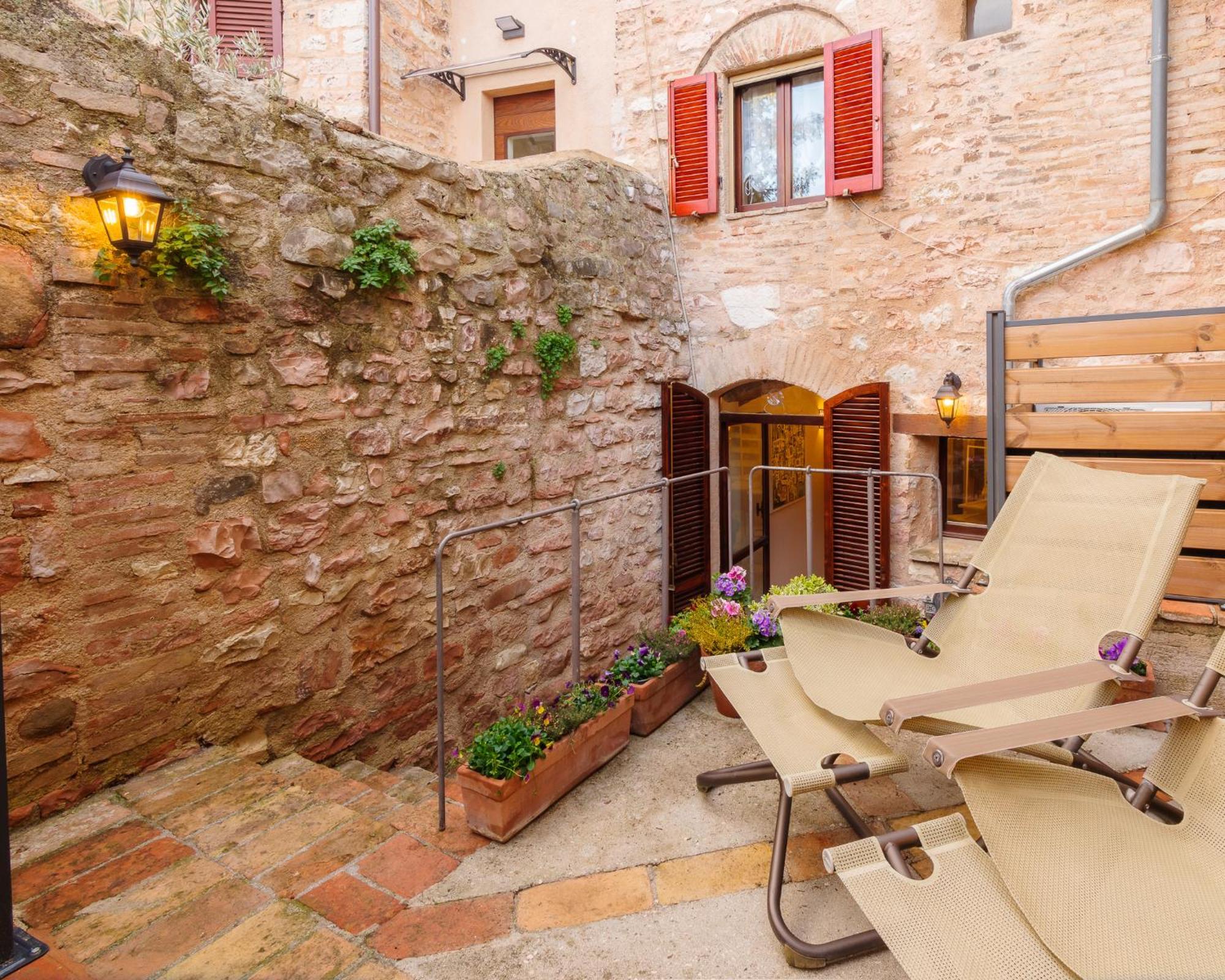 La Piccola Corte Apartment Spello Luaran gambar